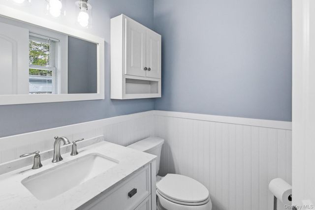 425 Macdonald Avenue, Bellport, NY 11713