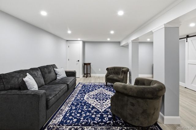 425 Macdonald Avenue, Bellport, NY 11713