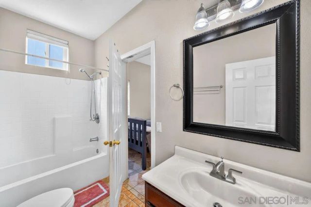 428 Granite, Lake Elsinore, CA 92530