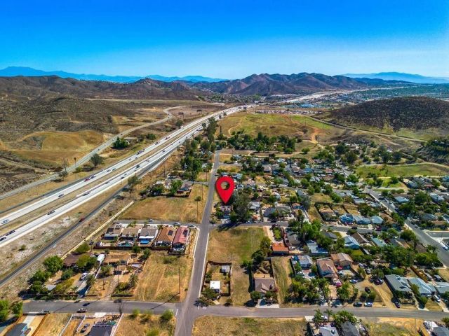 428 Granite, Lake Elsinore, CA 92530