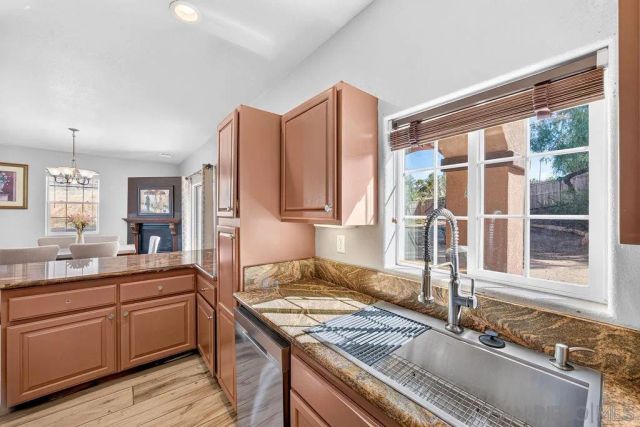 428 Granite, Lake Elsinore, CA 92530