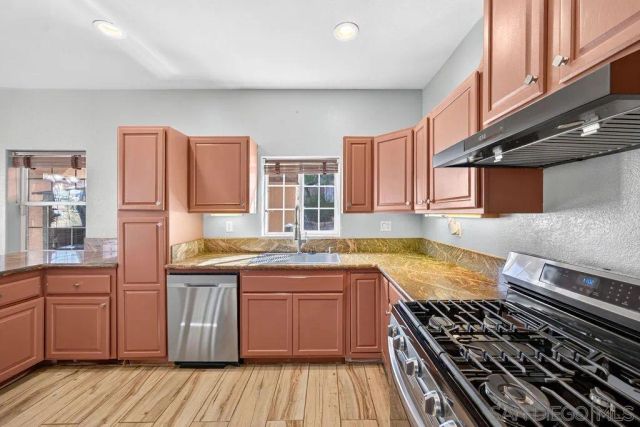 428 Granite, Lake Elsinore, CA 92530