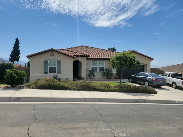7039 N Antique Street N, San Bernardino, CA 92407
