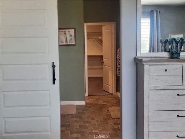 7039 N Antique Street N, San Bernardino, CA 92407