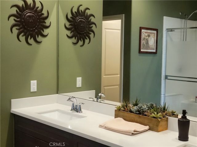 7039 N Antique Street N, San Bernardino, CA 92407