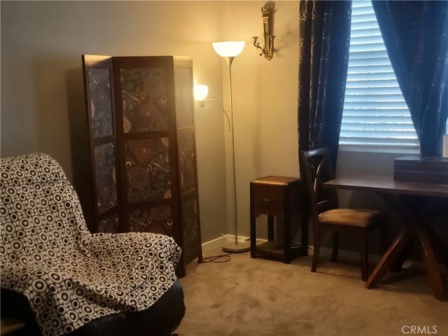 7039 N Antique Street N, San Bernardino, CA 92407