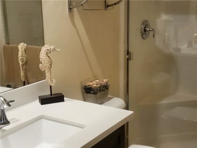 7039 N Antique Street N, San Bernardino, CA 92407