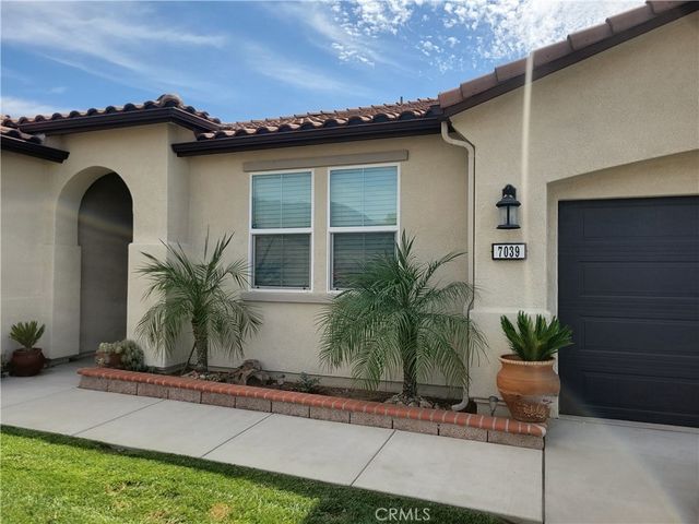 7039 N Antique Street N, San Bernardino, CA 92407