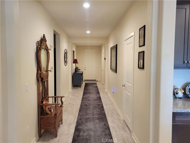 7039 N Antique Street N, San Bernardino, CA 92407