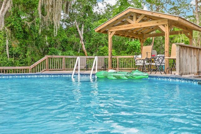 377 Crescent Blvd + Additional Lot, St Augustine, FL 32095