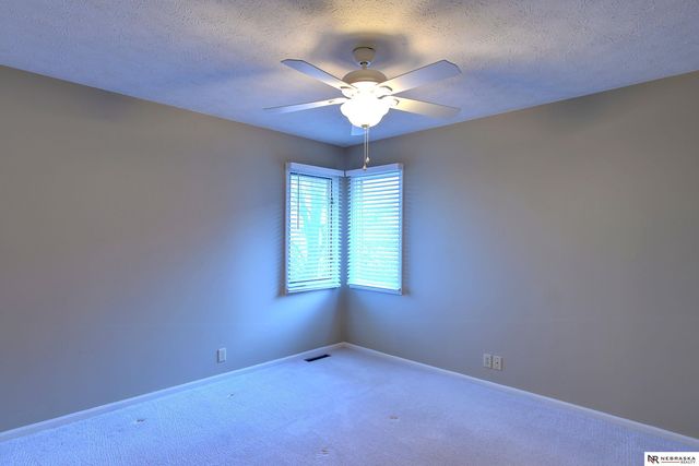 16034 Chicago Street, Omaha, NE 68118