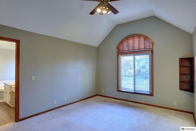 16034 Chicago Street, Omaha, NE 68118