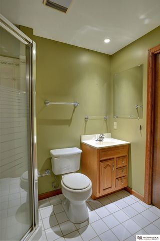 16034 Chicago Street, Omaha, NE 68118