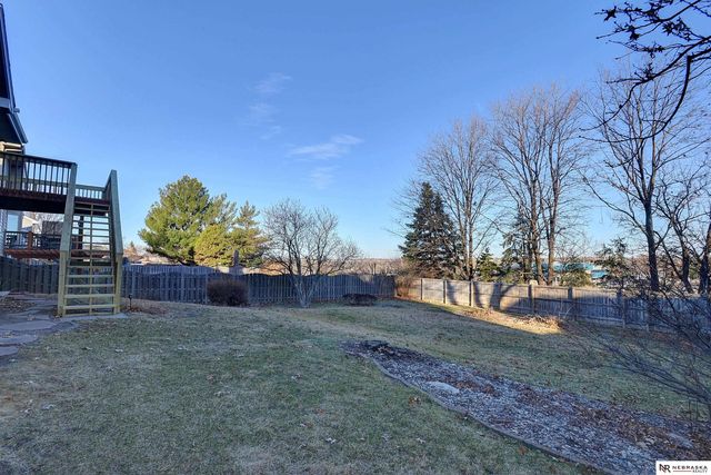 16034 Chicago Street, Omaha, NE 68118