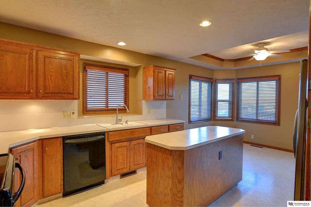 16034 Chicago Street, Omaha, NE 68118