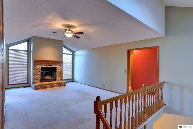 16034 Chicago Street, Omaha, NE 68118