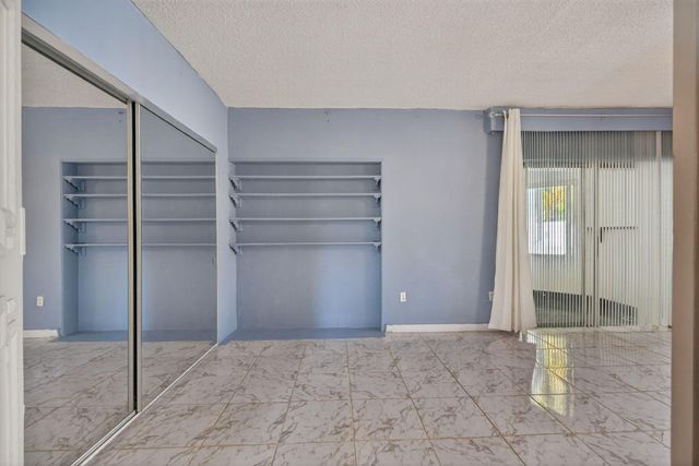 225 S Sequoia Drive, West Palm Beach, FL 33409