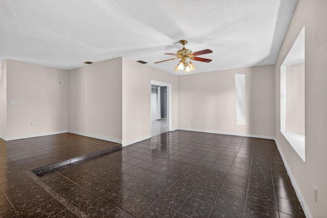 225 S Sequoia Drive, West Palm Beach, FL 33409