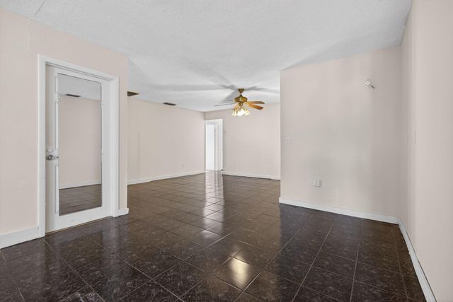 225 S Sequoia Drive, West Palm Beach, FL 33409