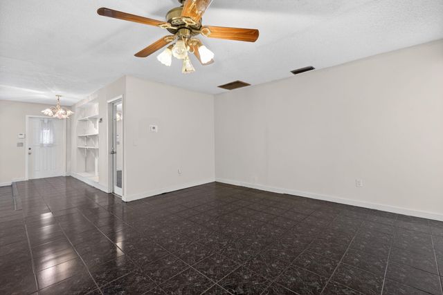 225 S Sequoia Drive, West Palm Beach, FL 33409