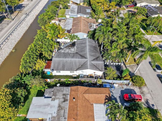 225 S Sequoia Drive, West Palm Beach, FL 33409