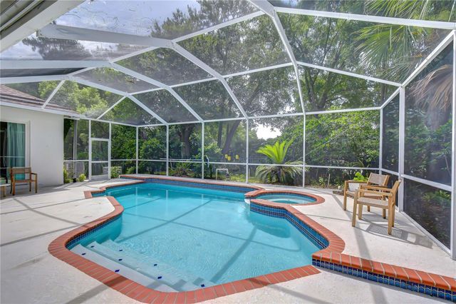 3530 FOX SQUIRREL LANE, Valrico, FL 33596