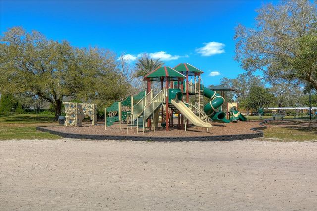 3530 FOX SQUIRREL LANE, Valrico, FL 33596