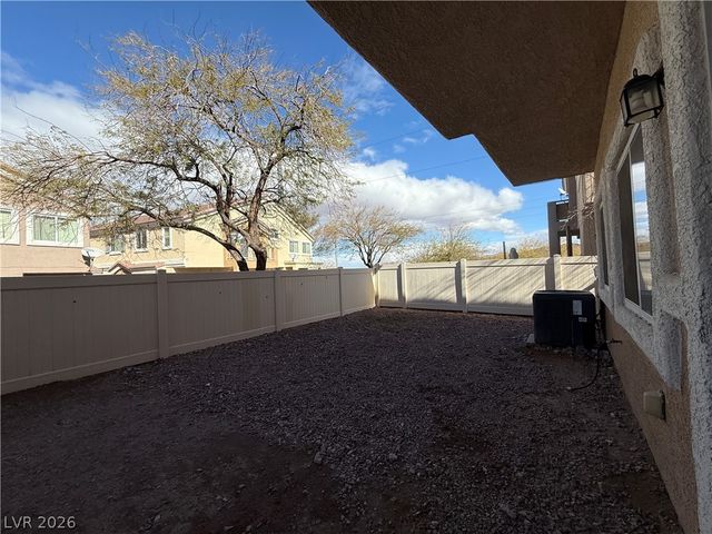 1069 Slate Crossing Lane 2, Henderson, NV 89002