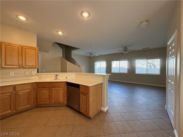 1069 Slate Crossing Lane 2, Henderson, NV 89002
