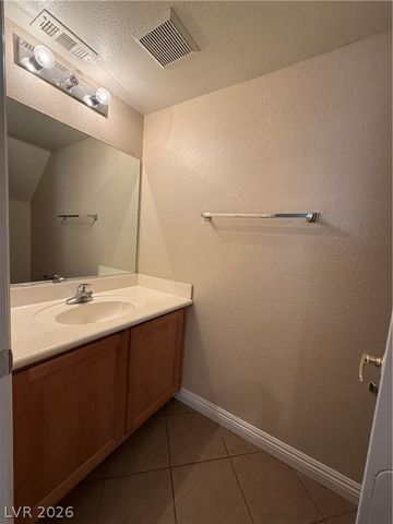 1069 Slate Crossing Lane 2, Henderson, NV 89002