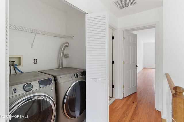 35 Harbor Bay Circle 384, Laurence Harbor, NJ 08879