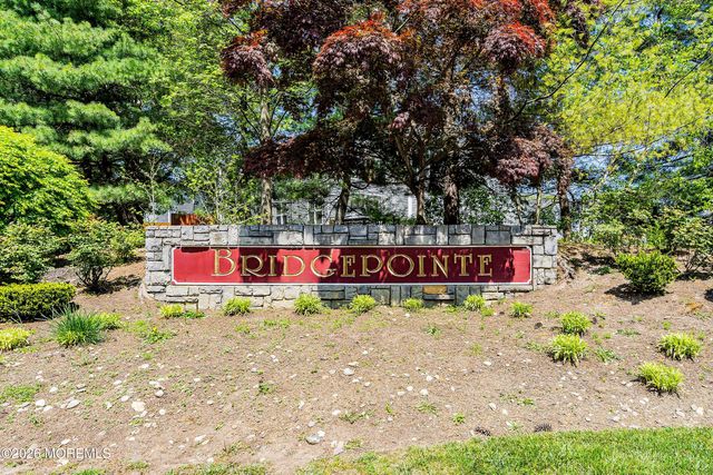 35 Harbor Bay Circle 384, Laurence Harbor, NJ 08879