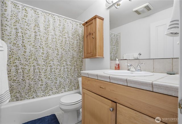 3637 22nd Avenue W, Seattle, WA 98199