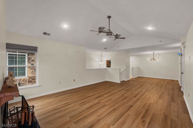 127 Chariot Ct, Piscataway Twp., NJ 08854
