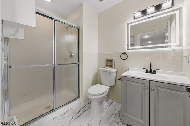 127 Chariot Ct, Piscataway Twp., NJ 08854