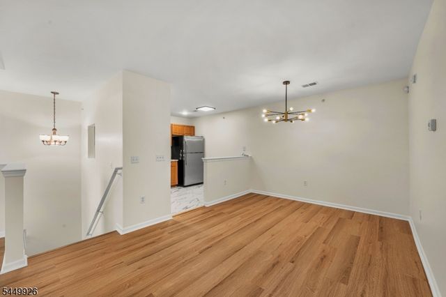127 Chariot Ct, Piscataway Twp., NJ 08854