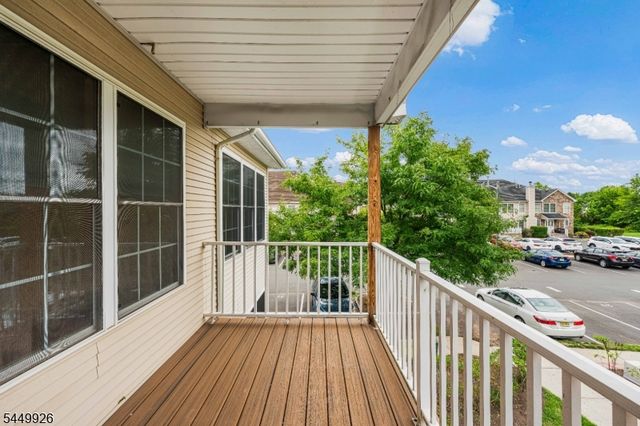 127 Chariot Ct, Piscataway Twp., NJ 08854