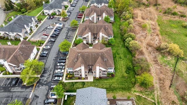 127 Chariot Ct, Piscataway Twp., NJ 08854