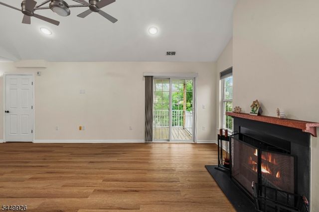 127 Chariot Ct, Piscataway Twp., NJ 08854