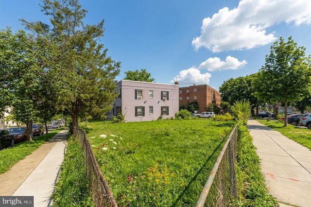 928 19TH ST NE, Washington, DC 20002