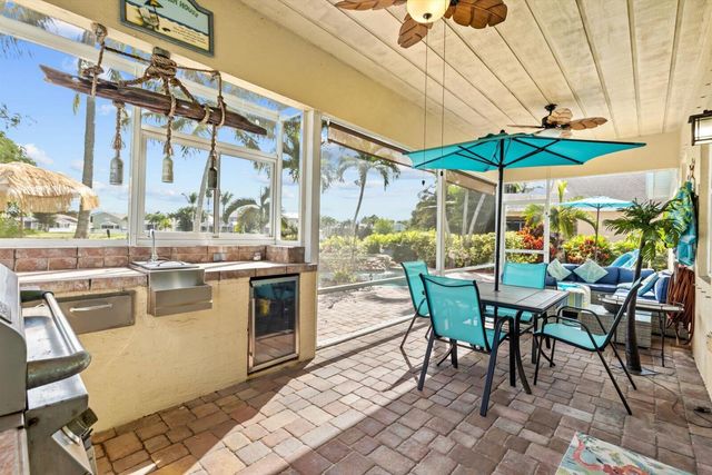 4668 SE Winter Haven Court, Stuart, FL 34997