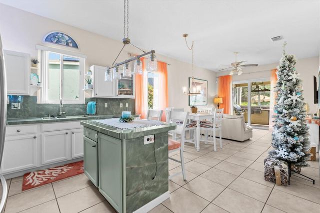 4668 SE Winter Haven Court, Stuart, FL 34997