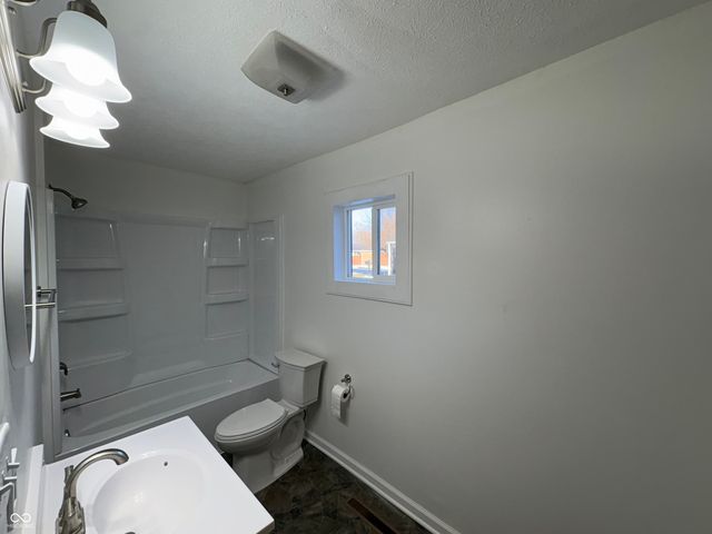 151 S Grant Street, Cloverdale, IN 46120