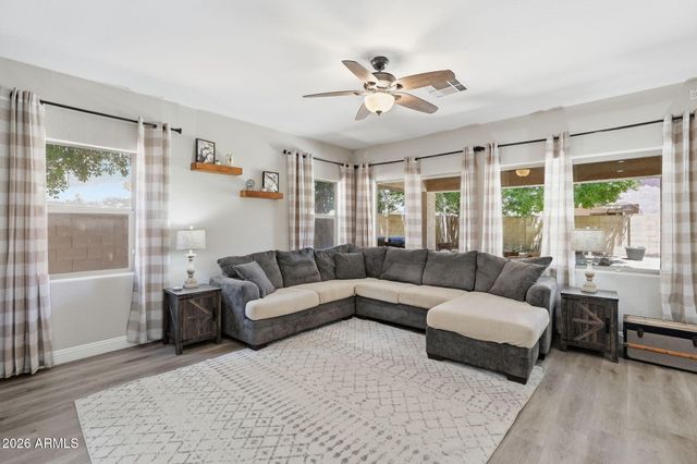 8242 W MELINDA Lane, Peoria, AZ 85382