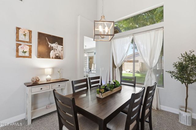 8242 W MELINDA Lane, Peoria, AZ 85382