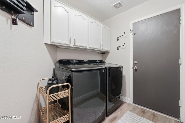 8242 W MELINDA Lane, Peoria, AZ 85382