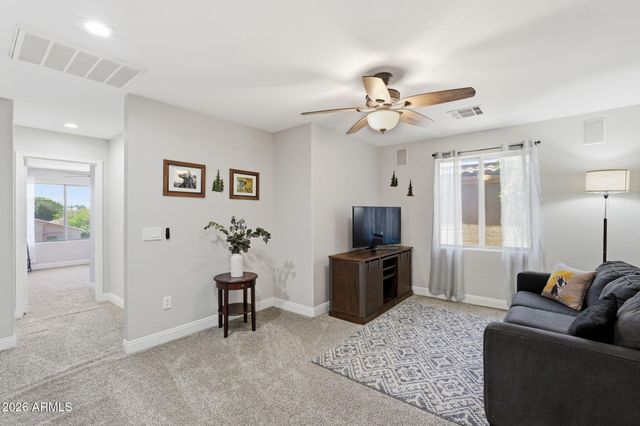 8242 W MELINDA Lane, Peoria, AZ 85382