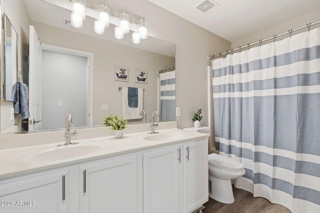 8242 W MELINDA Lane, Peoria, AZ 85382