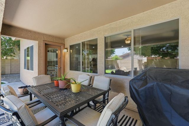 8242 W MELINDA Lane, Peoria, AZ 85382