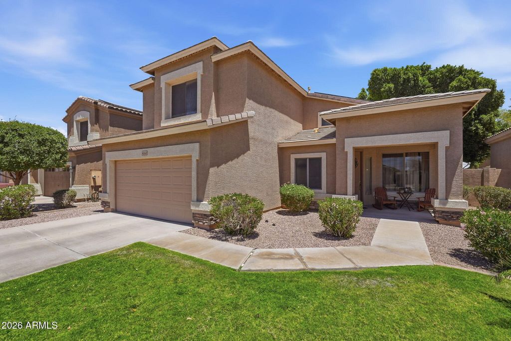 8242 W MELINDA Lane, Peoria, AZ 85382 — photo 4